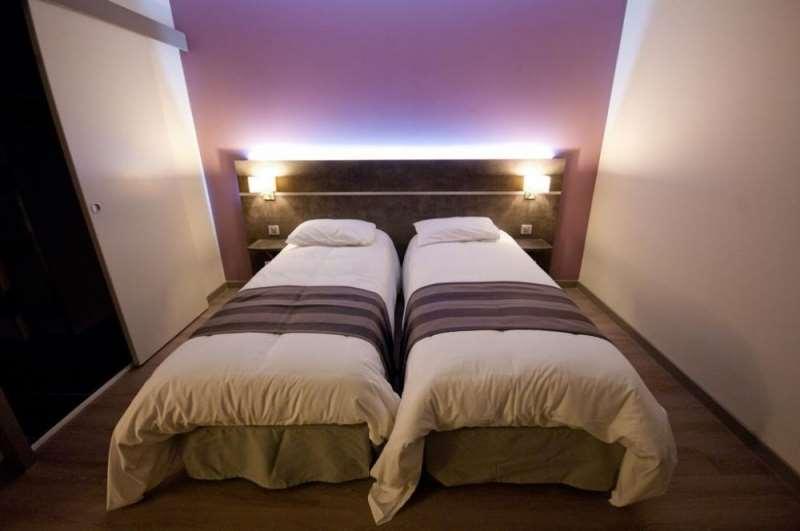 Brit Hotel Confort Saint-Dizier Oda fotoğraf