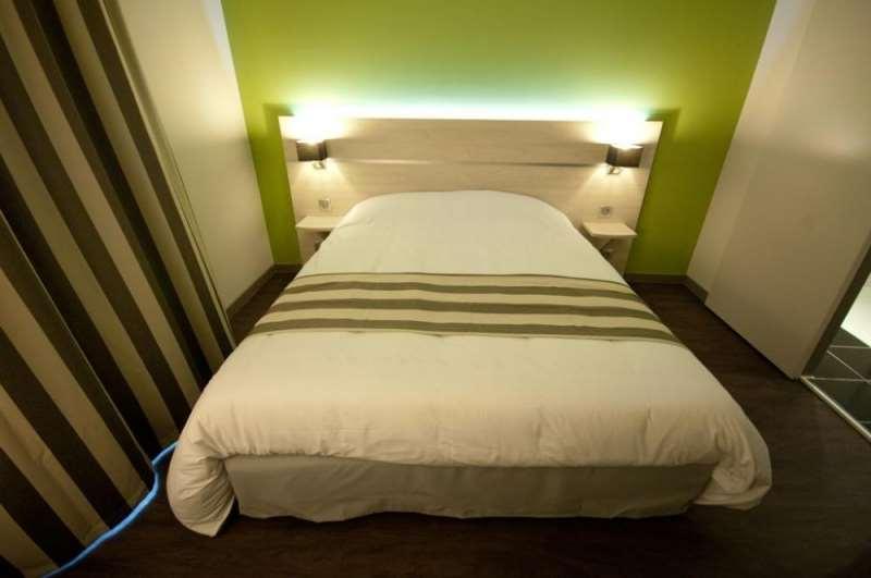 Brit Hotel Confort Saint-Dizier Oda fotoğraf